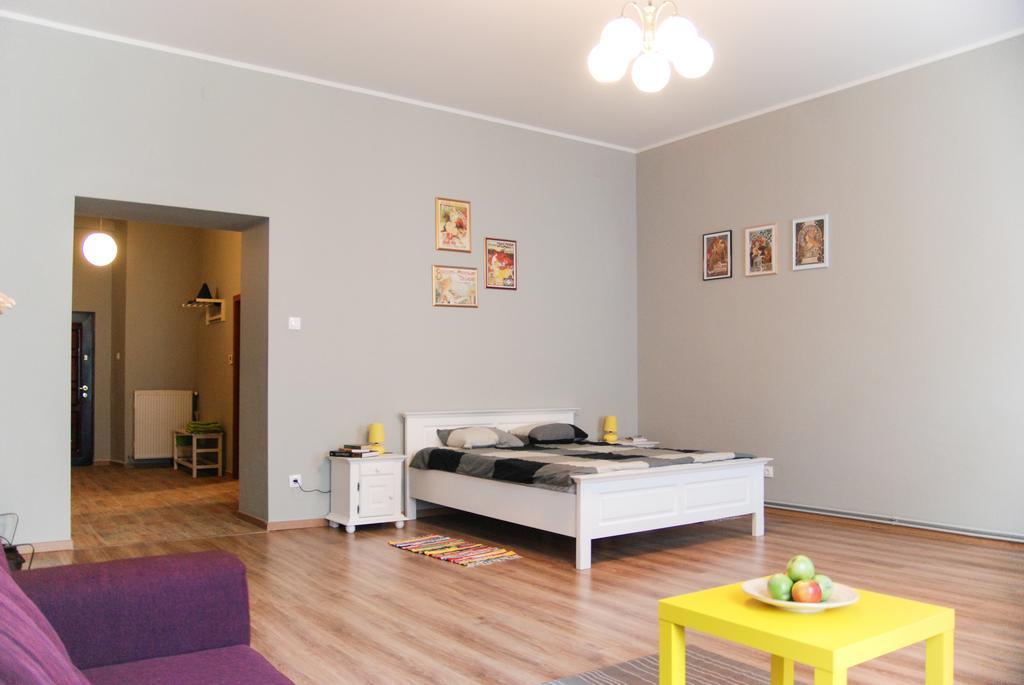 Apartment City Centre Timisoara Ngoại thất bức ảnh