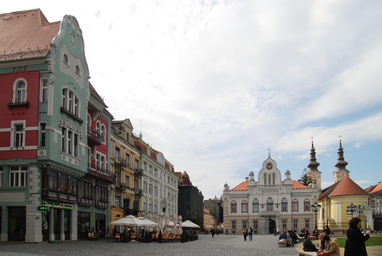 Apartment City Centre Timisoara Ngoại thất bức ảnh